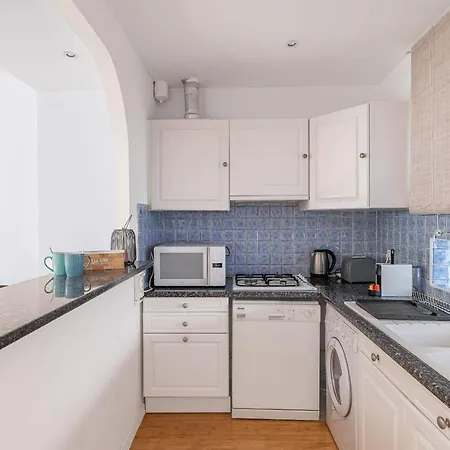 Appartement A 300 Metres Des Plages De La Croisette Cannes